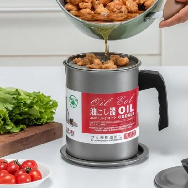 1.4l fryer oil filter pot | carbon steel body with stainless steel strainer & lid | kitchen oil storage jug