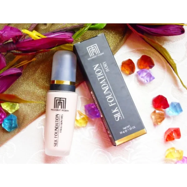 masarrat misbah silk foundation | shine control | moisturizing | 35ml
